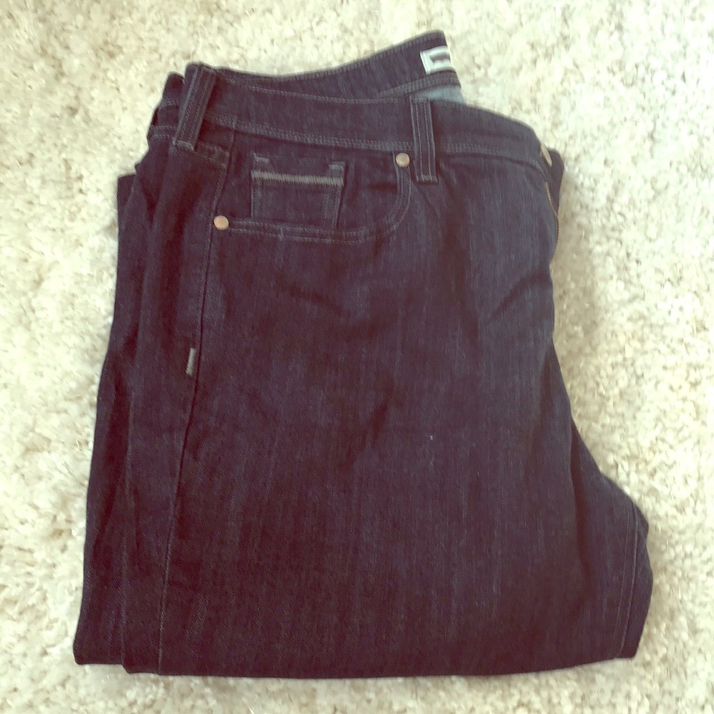 SOLD- Levi’s 515 Bootcut jeans
